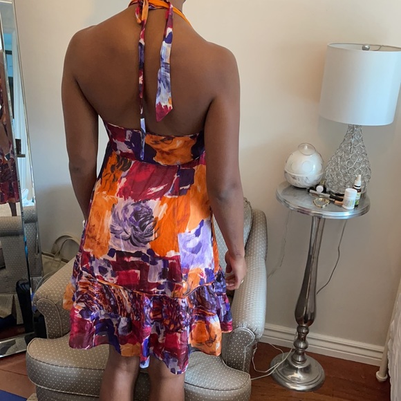 Halter floral dress - Picture 2 of 3